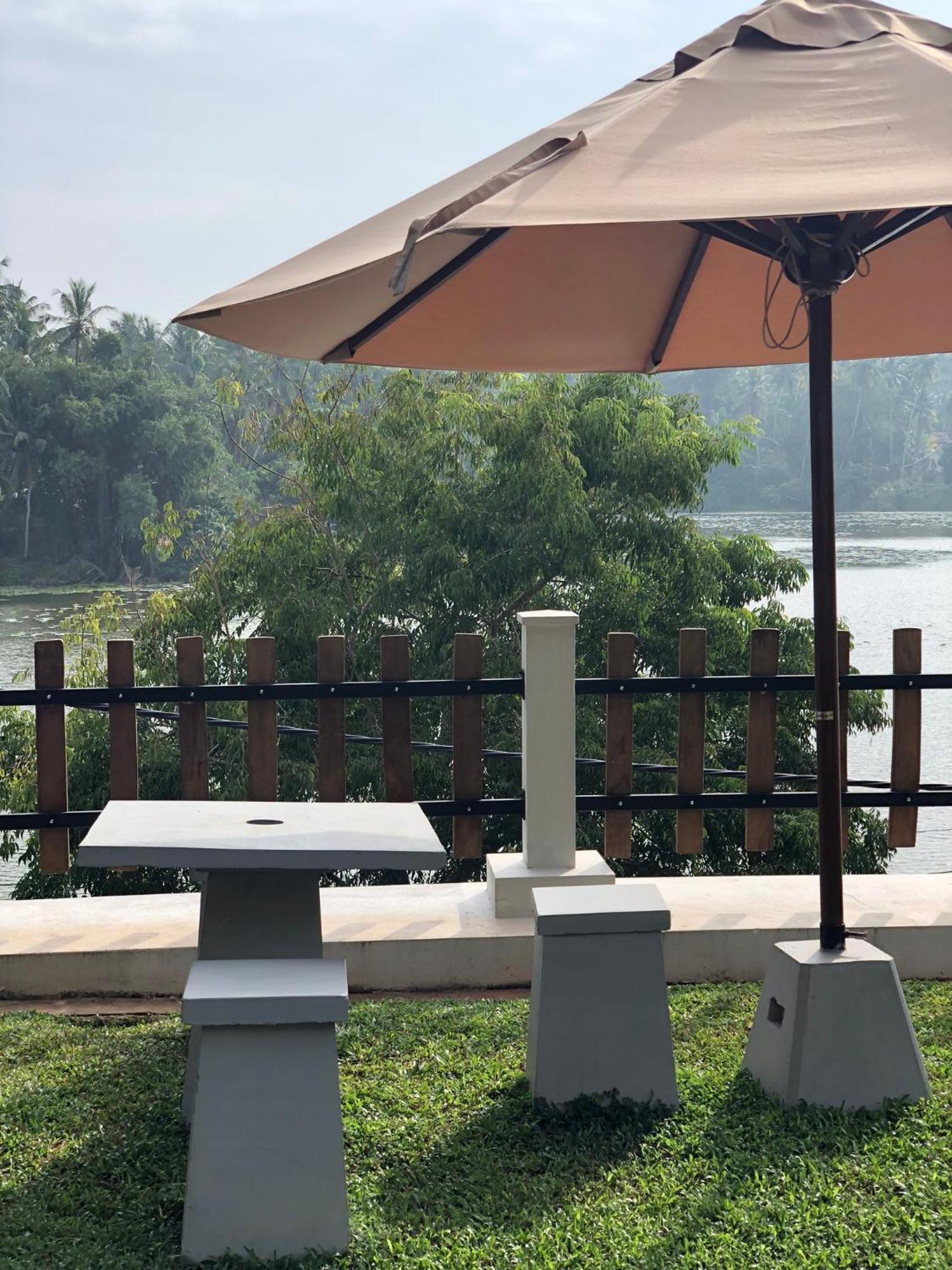 Lotus Villa Holiday Resort Matara Exteriér fotografie